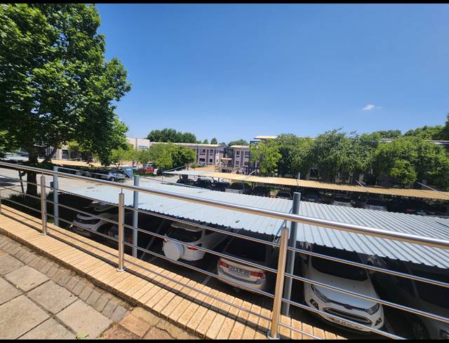 1,380M² OFFICE TO LET IN RANDJESPARK